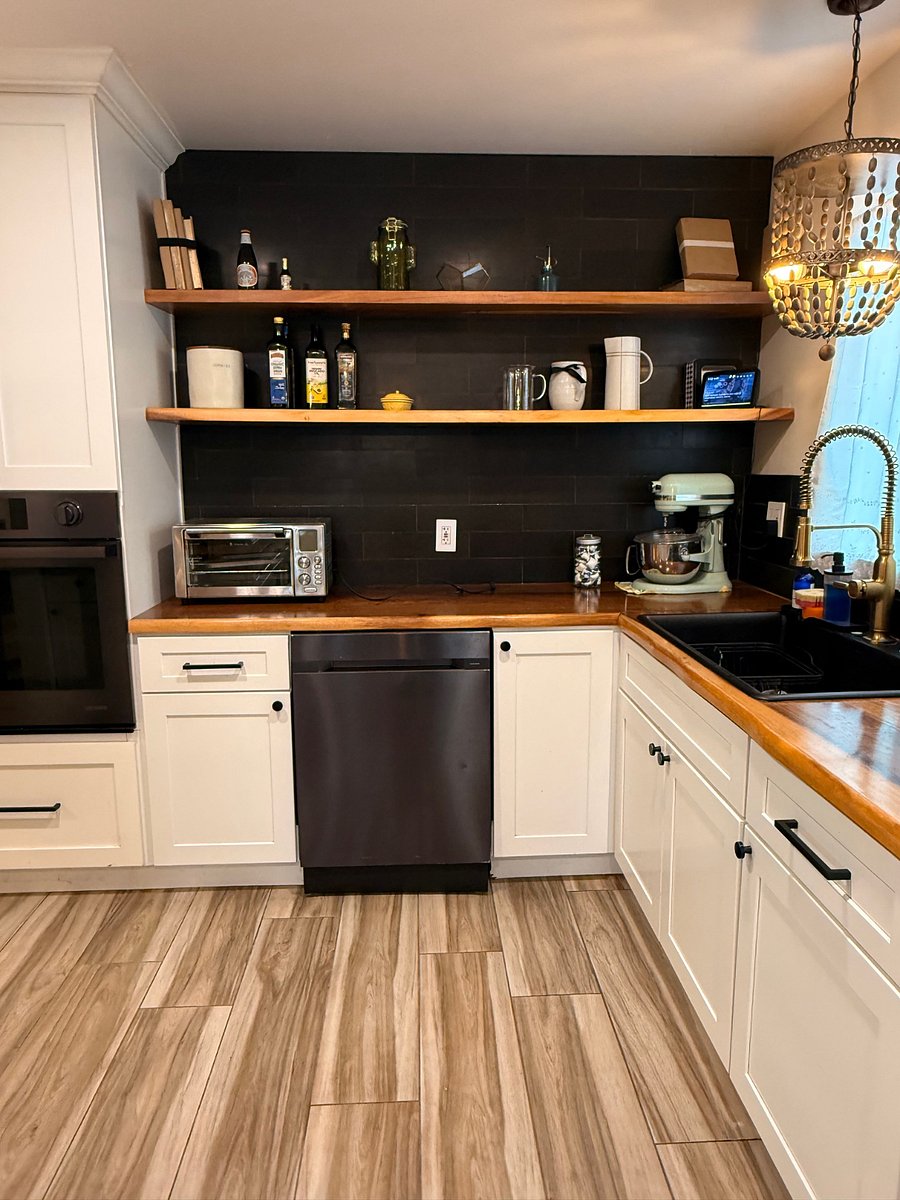 Toaster and Farmhouse sink