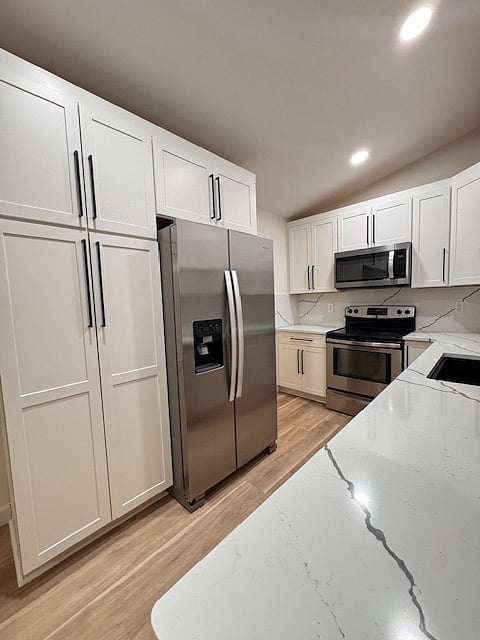 Furnished Finder property 933071_1 photo 8