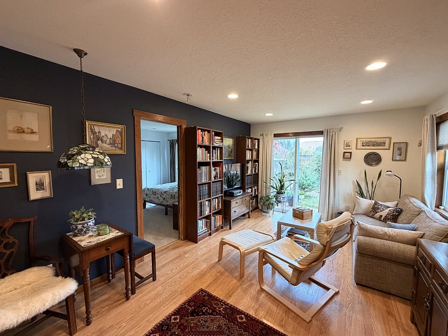 Photo inspiration: Apartment Living For Professionals Reference: Private 1Br Apartment Ideal For Travel Nurses Professionals