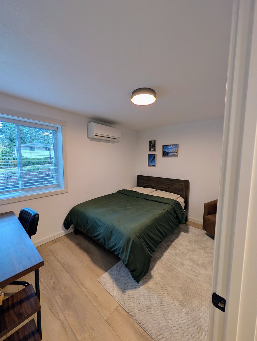 Wall mini-split with remote thermostat for heating and cooling