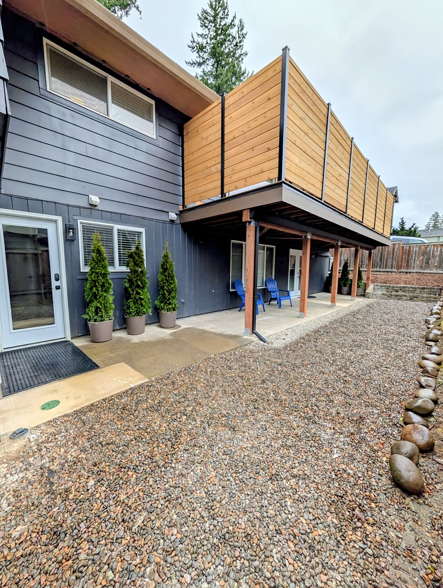 Shared exterior area