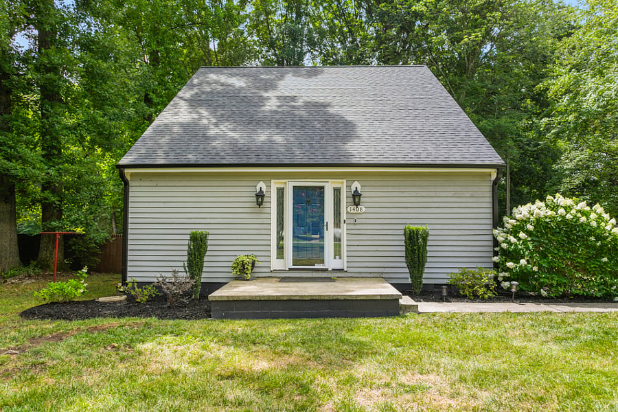 Front Side View of the House

There are a few steps located by the main entrance door.