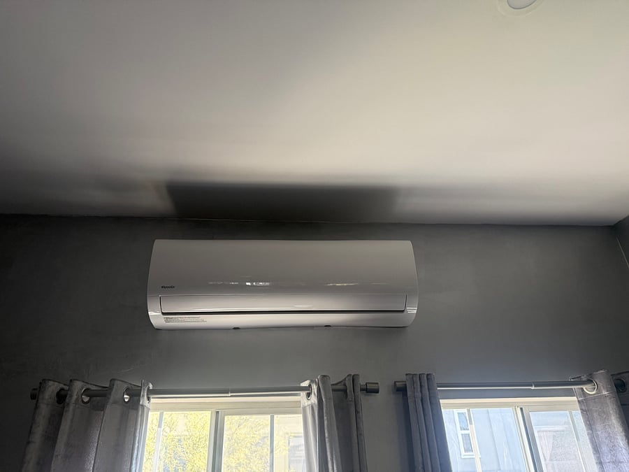 Heater / air conditioner 