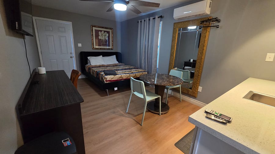 Furnished Finder property 933269_8 photo 16