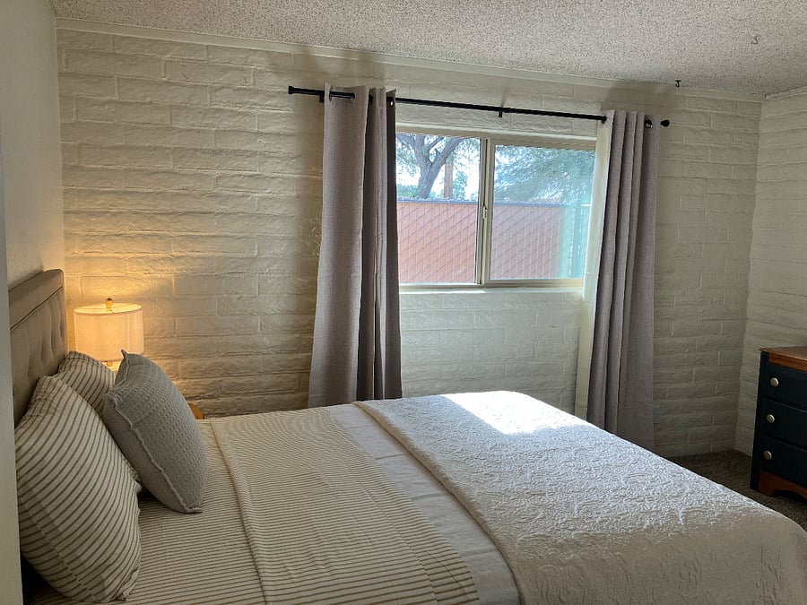 Main bedroom with queen sized Saatva bed