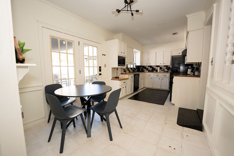 Furnished Finder property 933402_1 photo 14