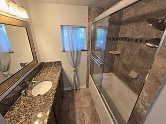 Furnished Finder property 933403_1 photo 12