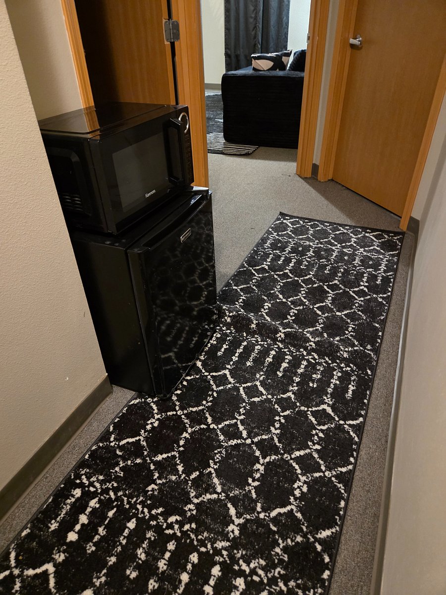 Private microwave and fridge 