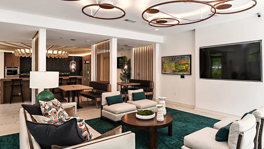 24-hour Clubhouse