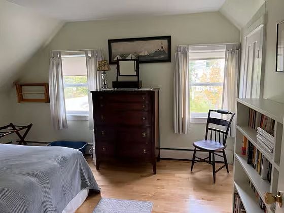 Full size bedroom