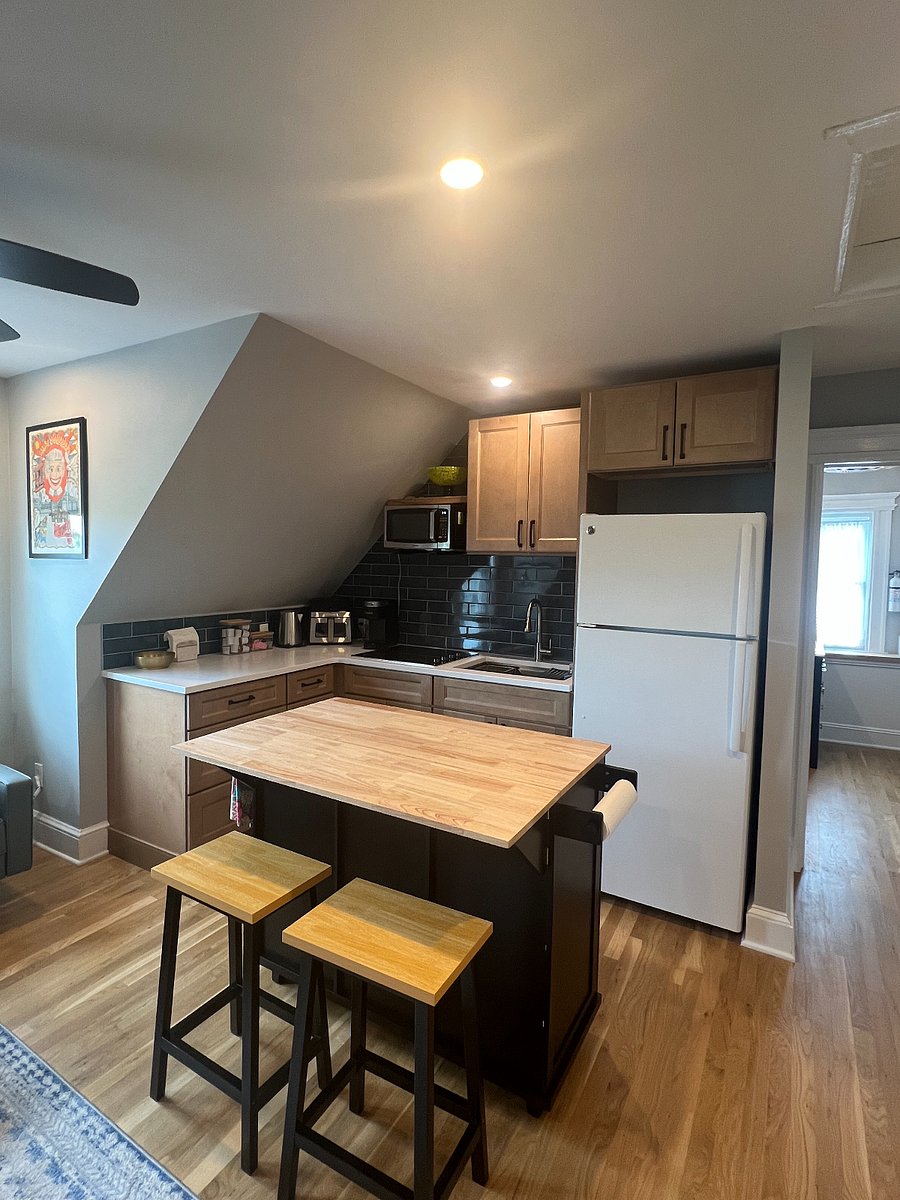 Kitchen with Cooktop, Airfryer, Keurig