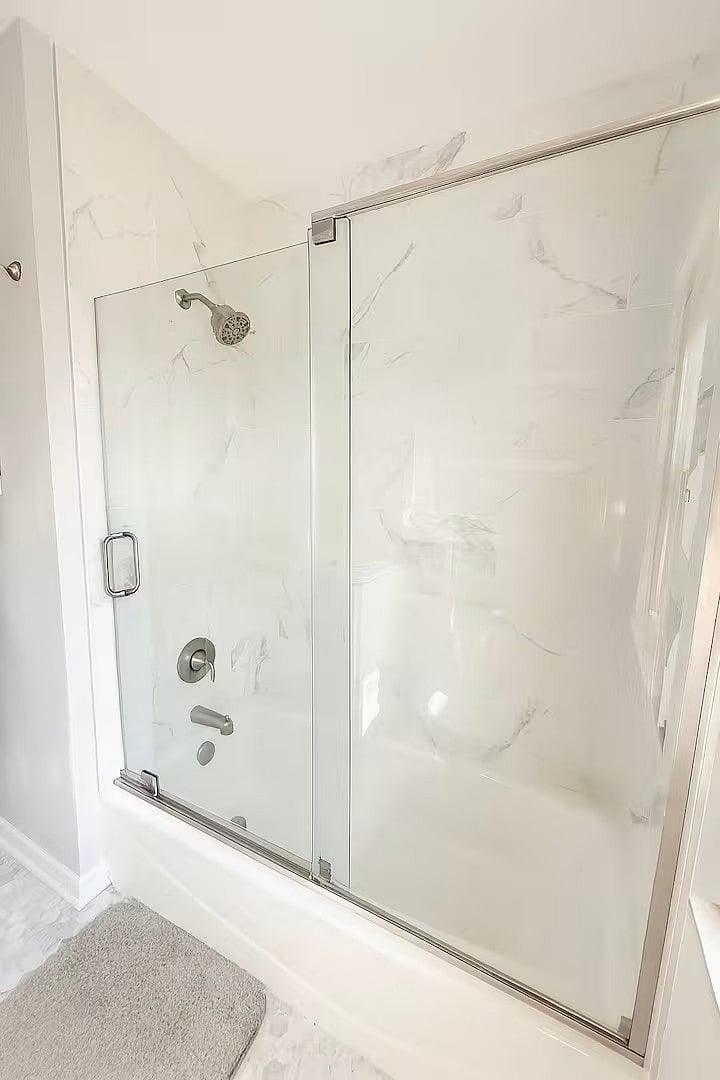 Full bathroom shower