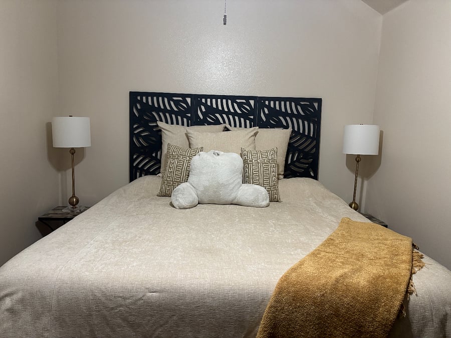 Fourth bedroom, king size bed , with smart tv, and walk-in closet 