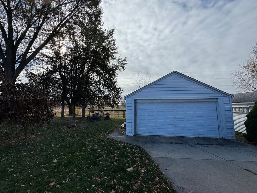 1+ car garage