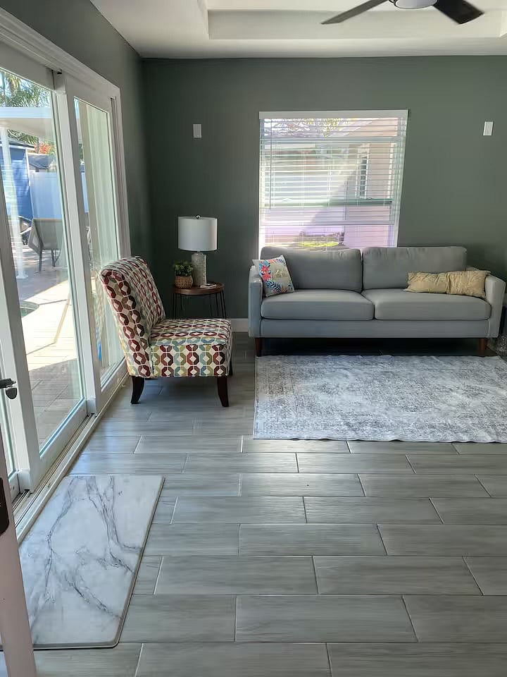 Sun Room 