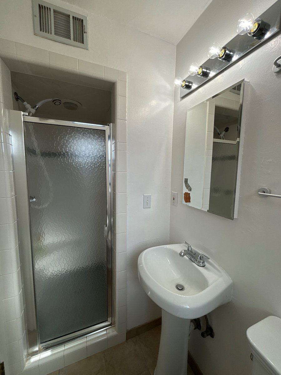 Ensuite to Bedroom 3