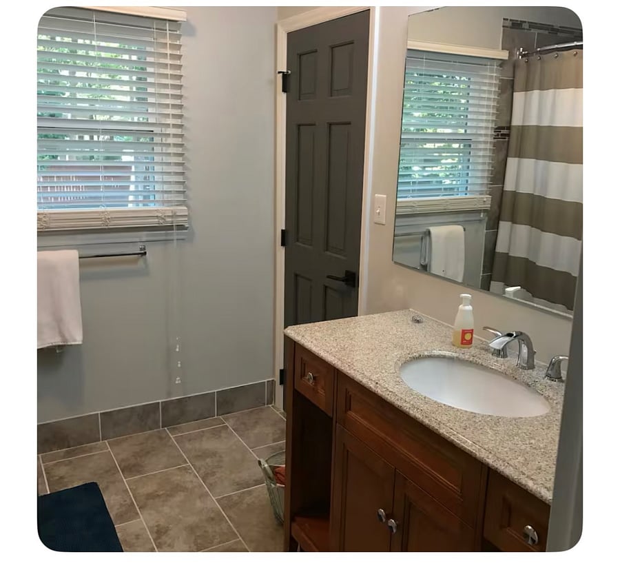 Full bathroom upstairs 