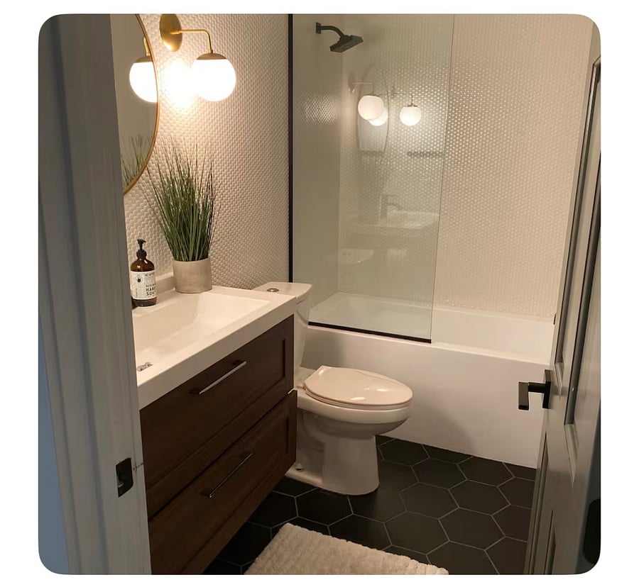 Full bathroom downstairs 