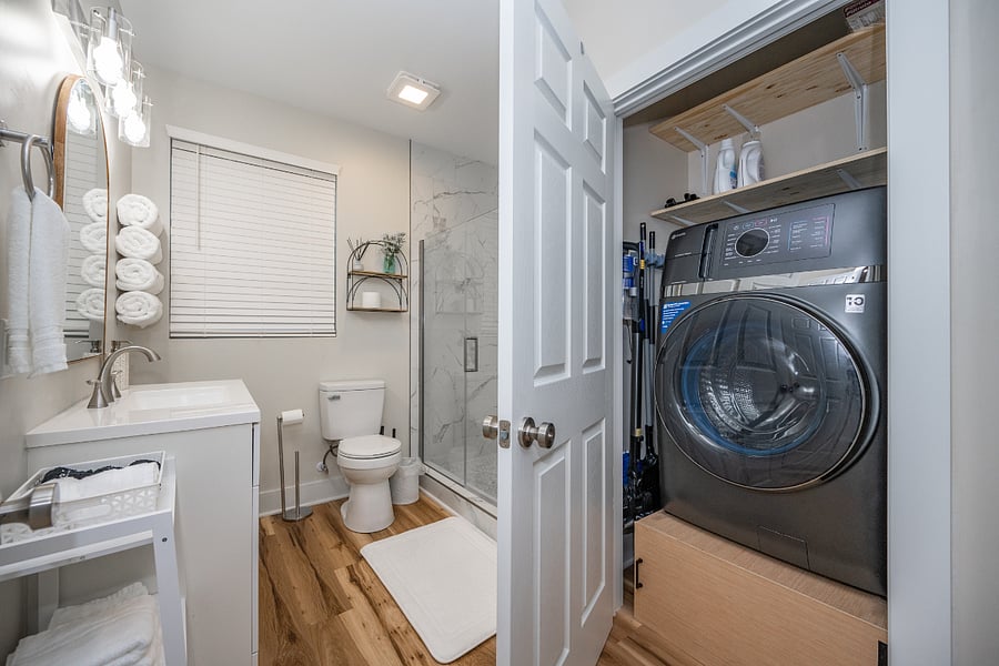 washer/dryer combo in bathroom