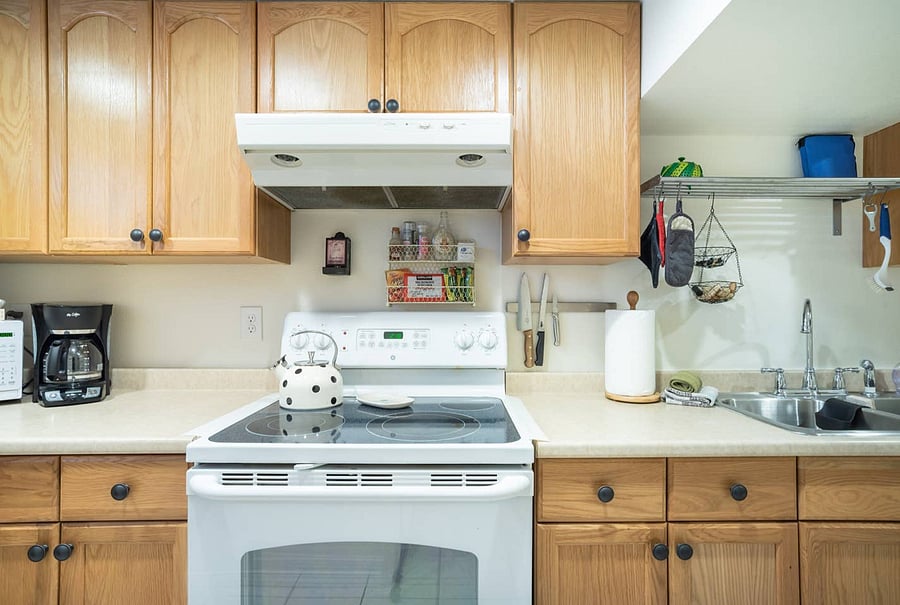 Full size range and oven, copious storage