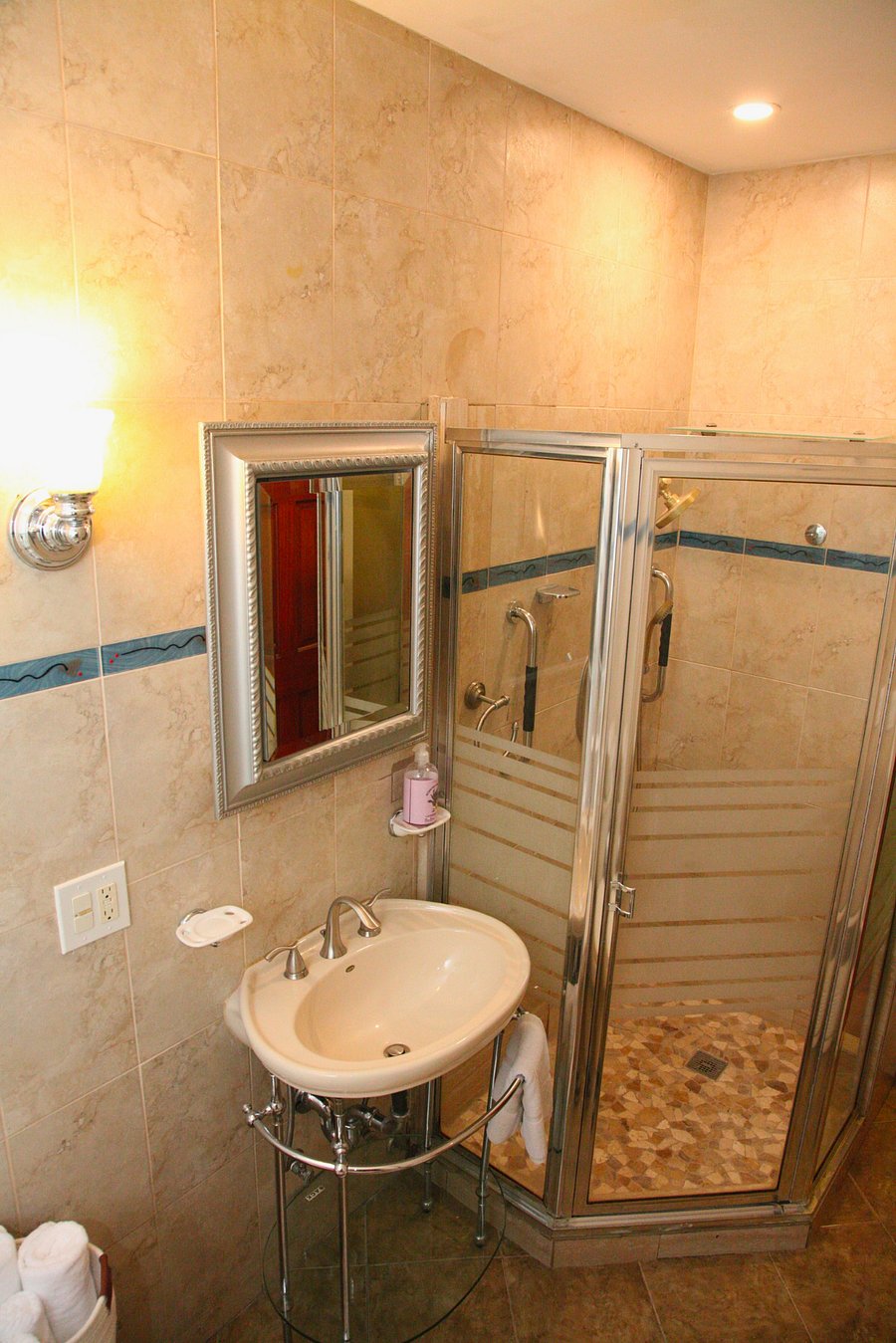 Furnished Finder property 934237_1 photo 8