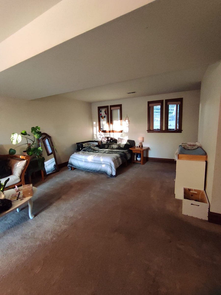 Large master bedroom