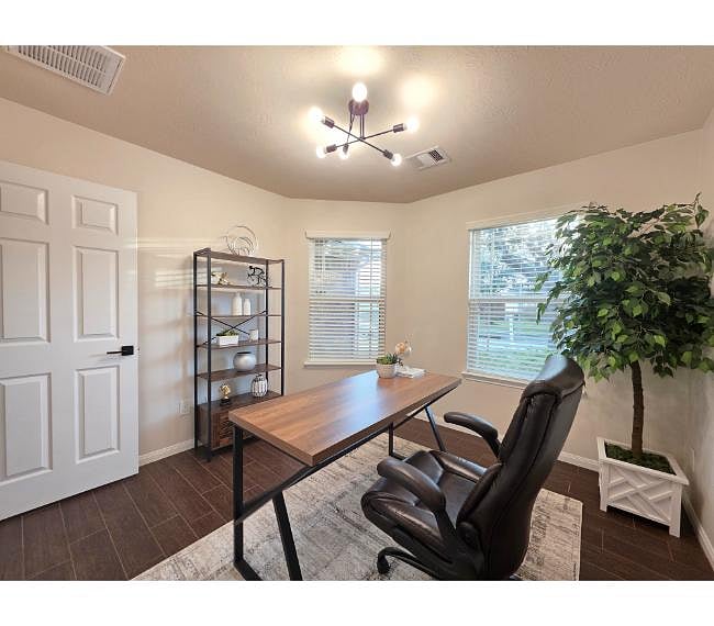 Furnished Finder property 934266_1 photo 18