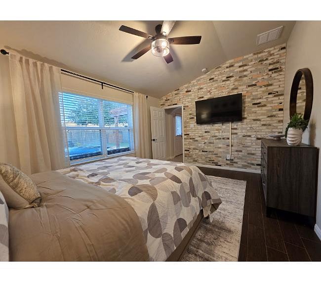 Furnished Finder property 934266_1 photo 13