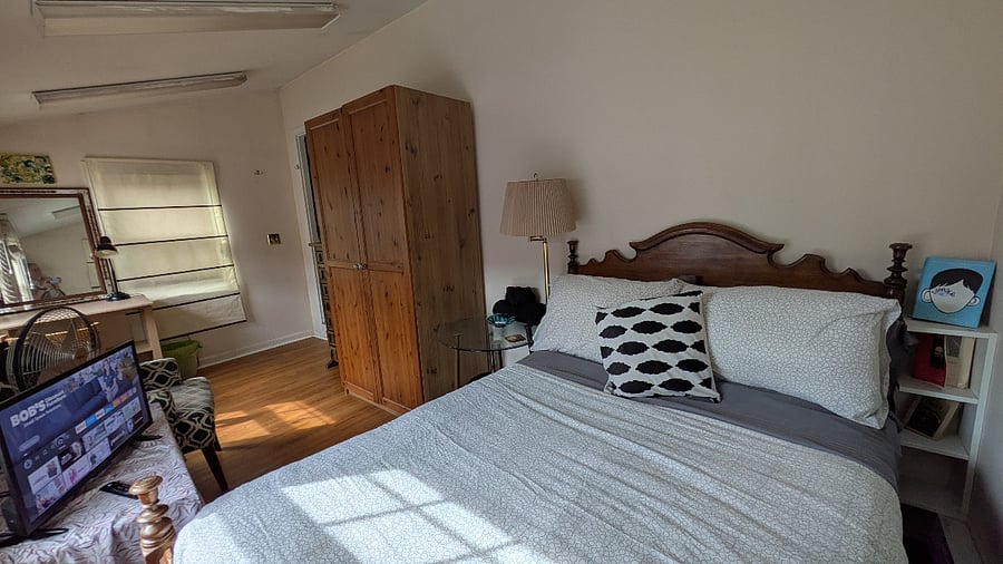 Jasmine Room airbnb.com\h\jos-jasmine
