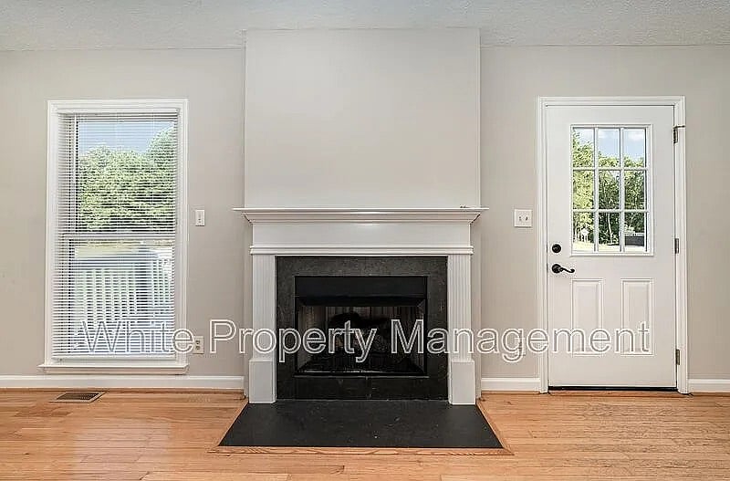 Furnished Finder property 934327_1 photo 8
