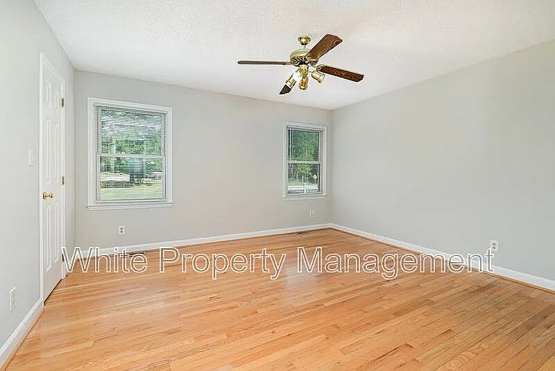Furnished Finder property 934327_1 photo 13