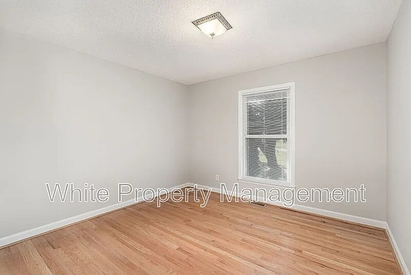 Furnished Finder property 934327_1 photo 17