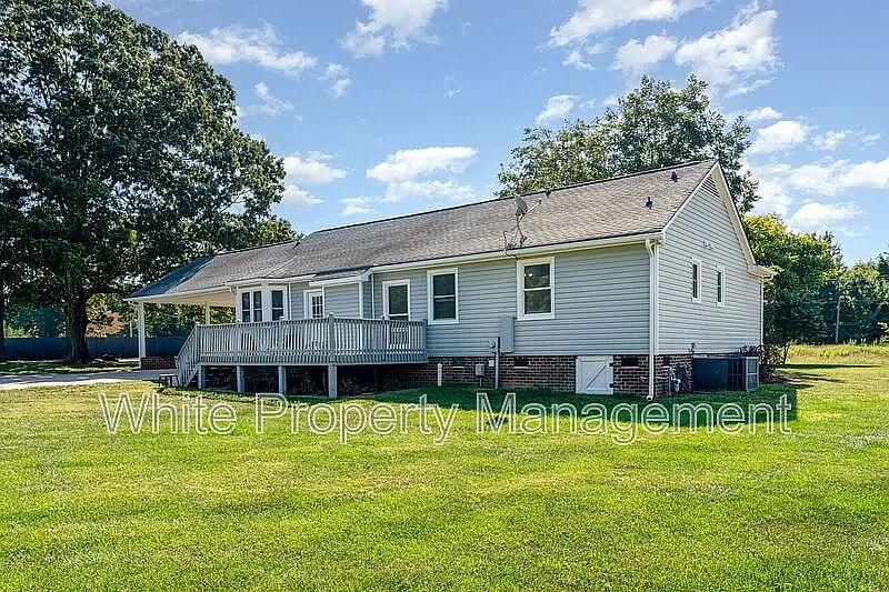 Furnished Finder property 934327_1 photo 25