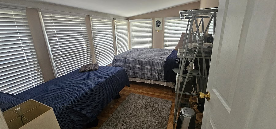 fourth Bedroom full & twin beds
note: no ac or tv on this one
this is the time out room .