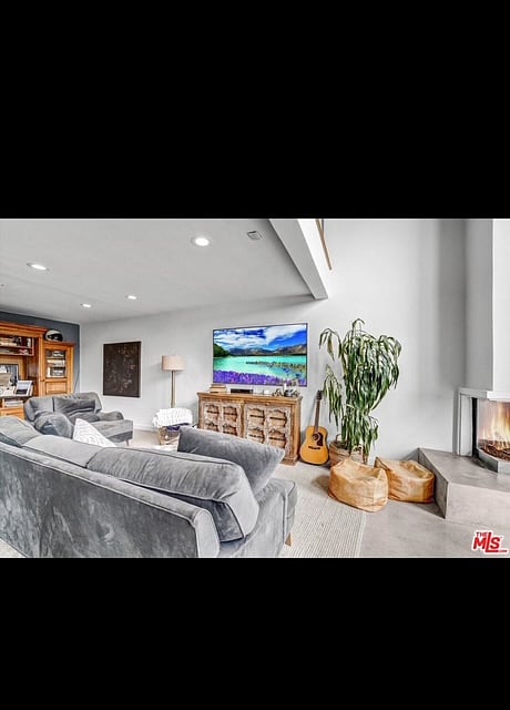 Furnished Finder property 934502_1 photo 7
