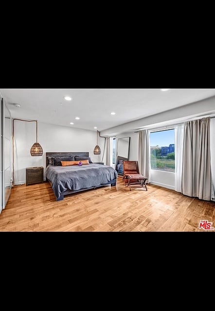 Furnished Finder property 934502_1 photo 10