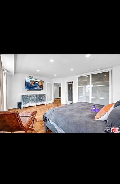 Furnished Finder property 934502_1 photo 11