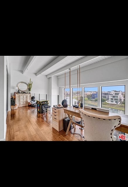 Furnished Finder property 934502_1 photo 15