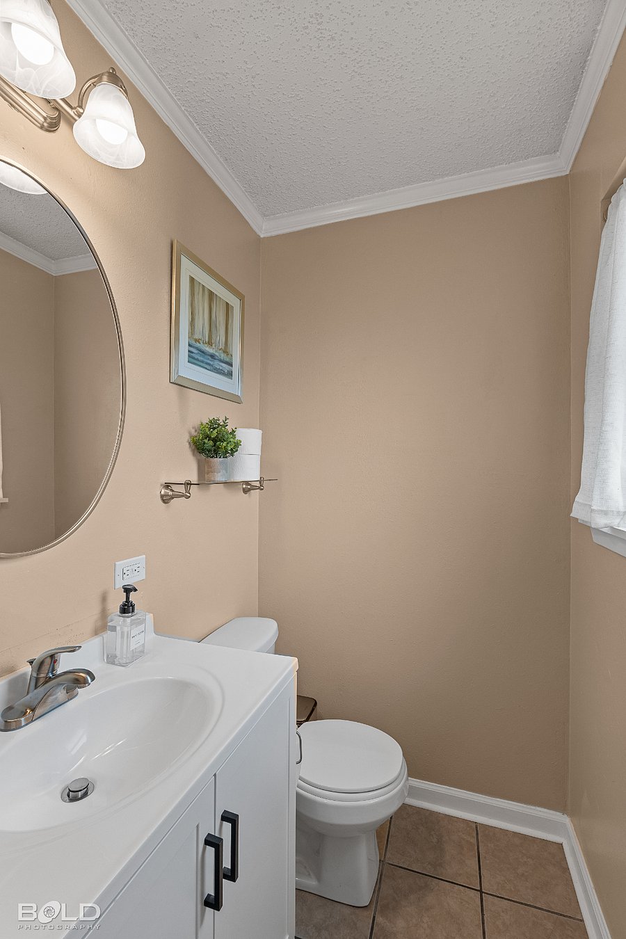 Master bedroom half bath