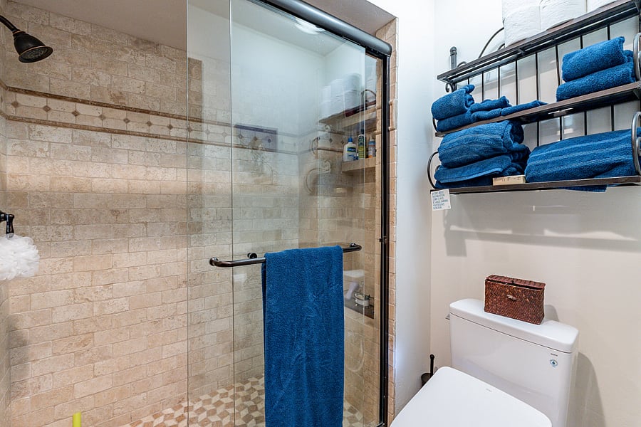 2nd bathroom