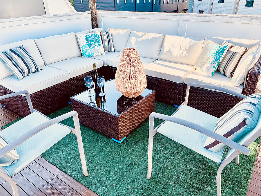 Another view of spacious 750ft2 roof deck