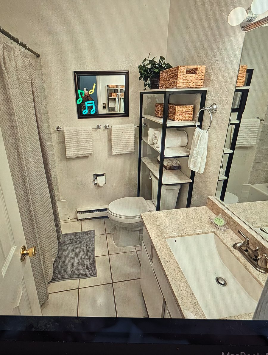 Upstairs Full Bath