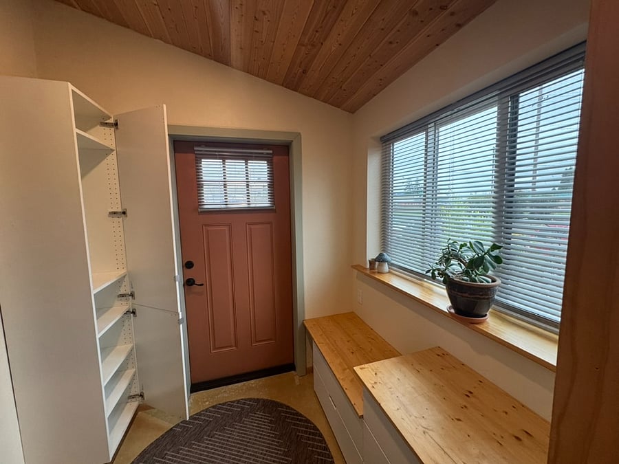 entry room