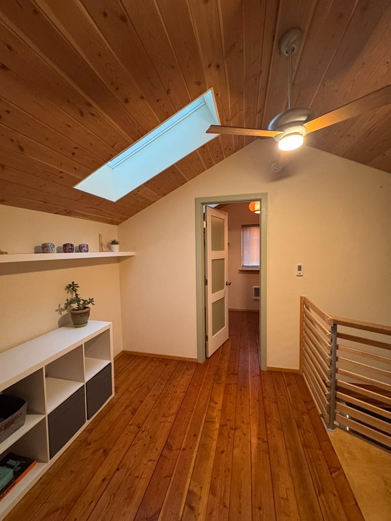 landing room at top of spiral stair
