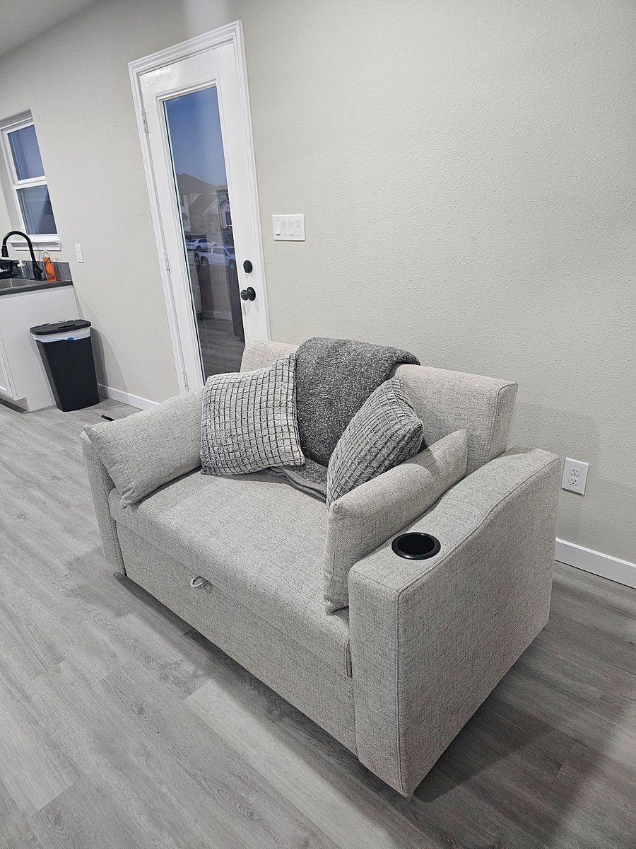 Furnished Finder property 935013_1 photo 6