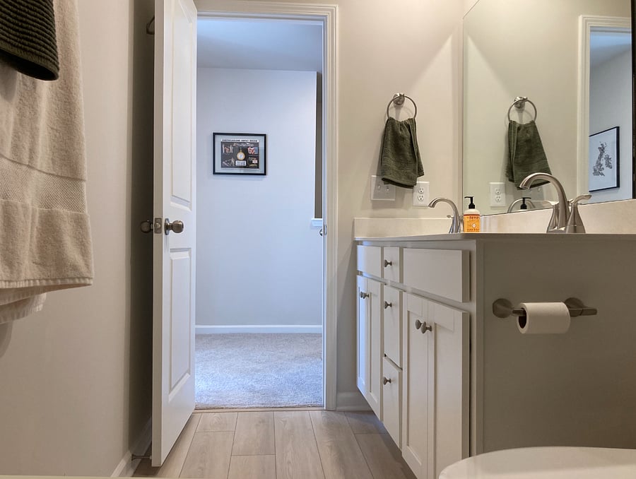 Full bathroom 