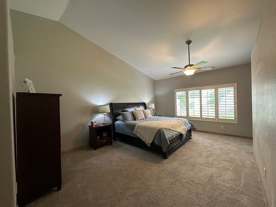 MASTER BEDROOM WITH KING BED AND 2 WALK IN CLOSETS.