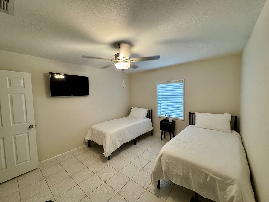 Furnished Finder property 935185_1 photo 46