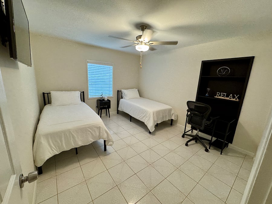 Furnished Finder property 935185_1 photo 49