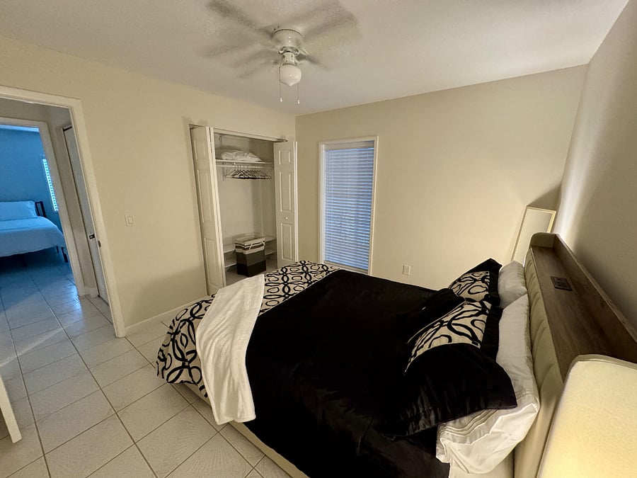 Furnished Finder property 935185_1 photo 22